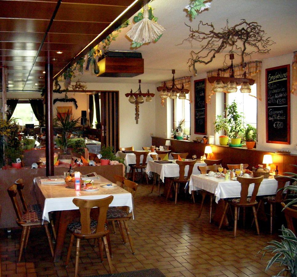Gasthof Goldener Stern Aalen Exterior foto